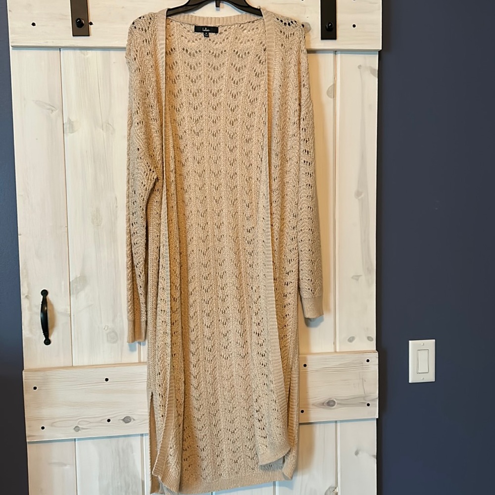 Lulu's Women's size medium long sweater